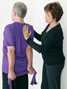 Как снять напряжение в шее и предотвратить появление боли